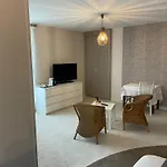 Hotel Le Tronçais 3*