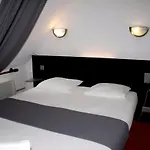 Hotel Le Tronçais 3*