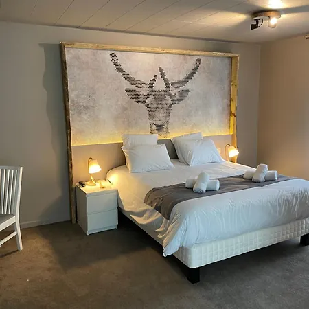 Отель Le Troncais 3*