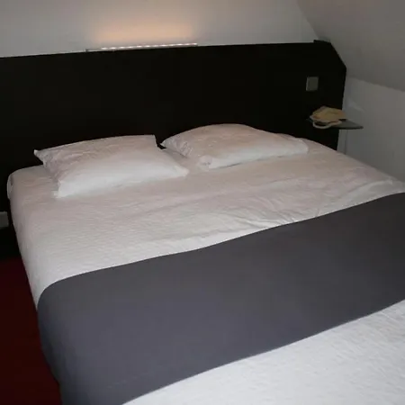 Le Troncais Otel