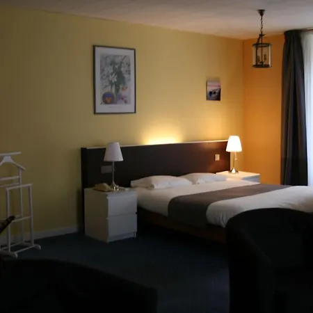 Le Troncais Otel Saint-Bonnet-Tronçais