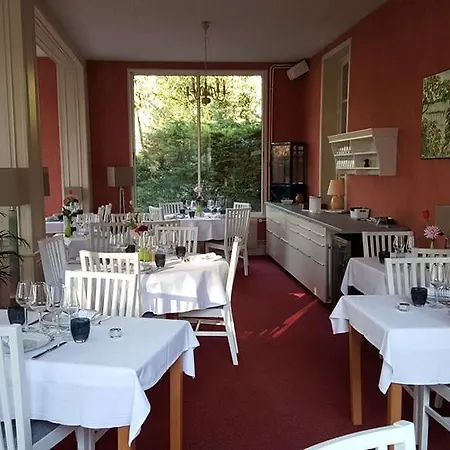 Отель Le Troncais