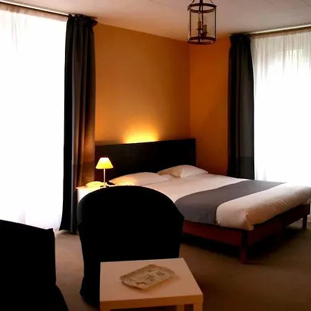 Hotel Le Troncais 3*