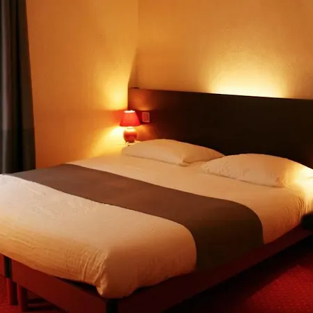 Otel Le Troncais
