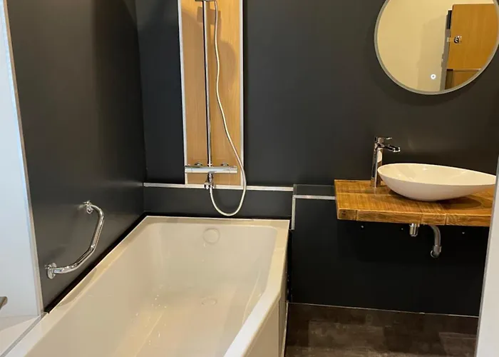 Le Troncais Hotel 3*