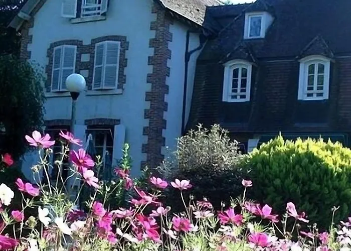 Hotel Le Tronçais Saint-Bonnet-Tronçais