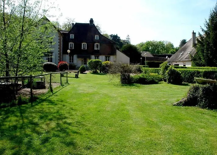 Le Troncais Hotel 3*